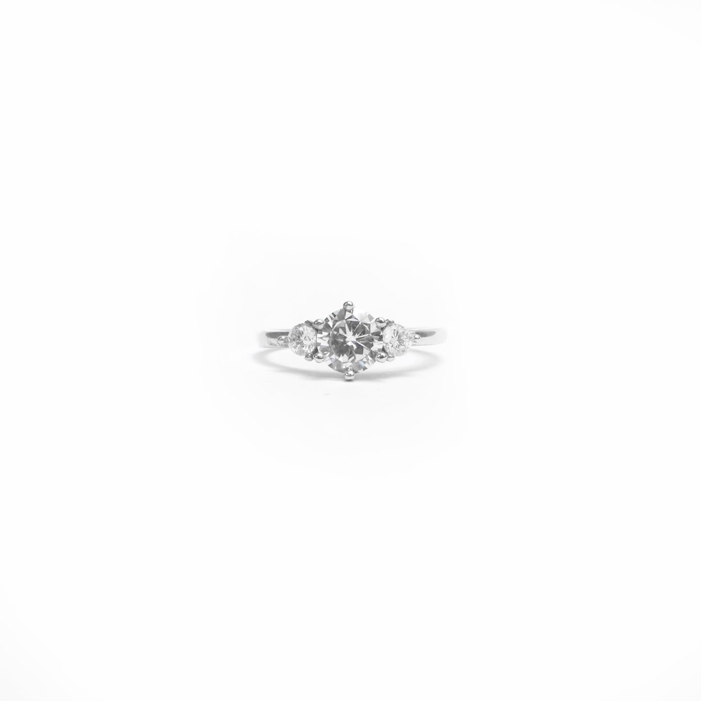 ZYRAN SINGLE STONE SILVER RING