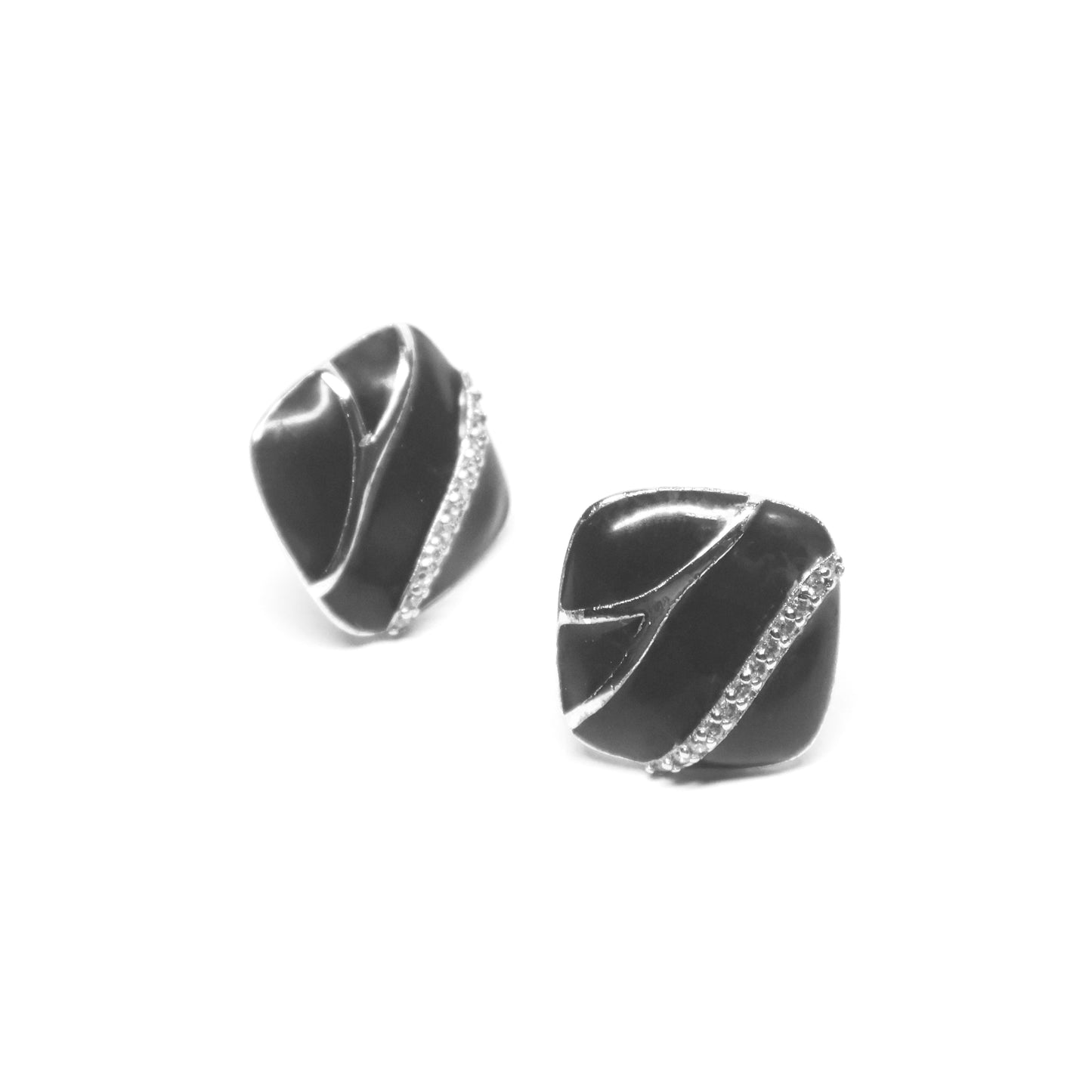BLACK BLOOM SILVER STUDS