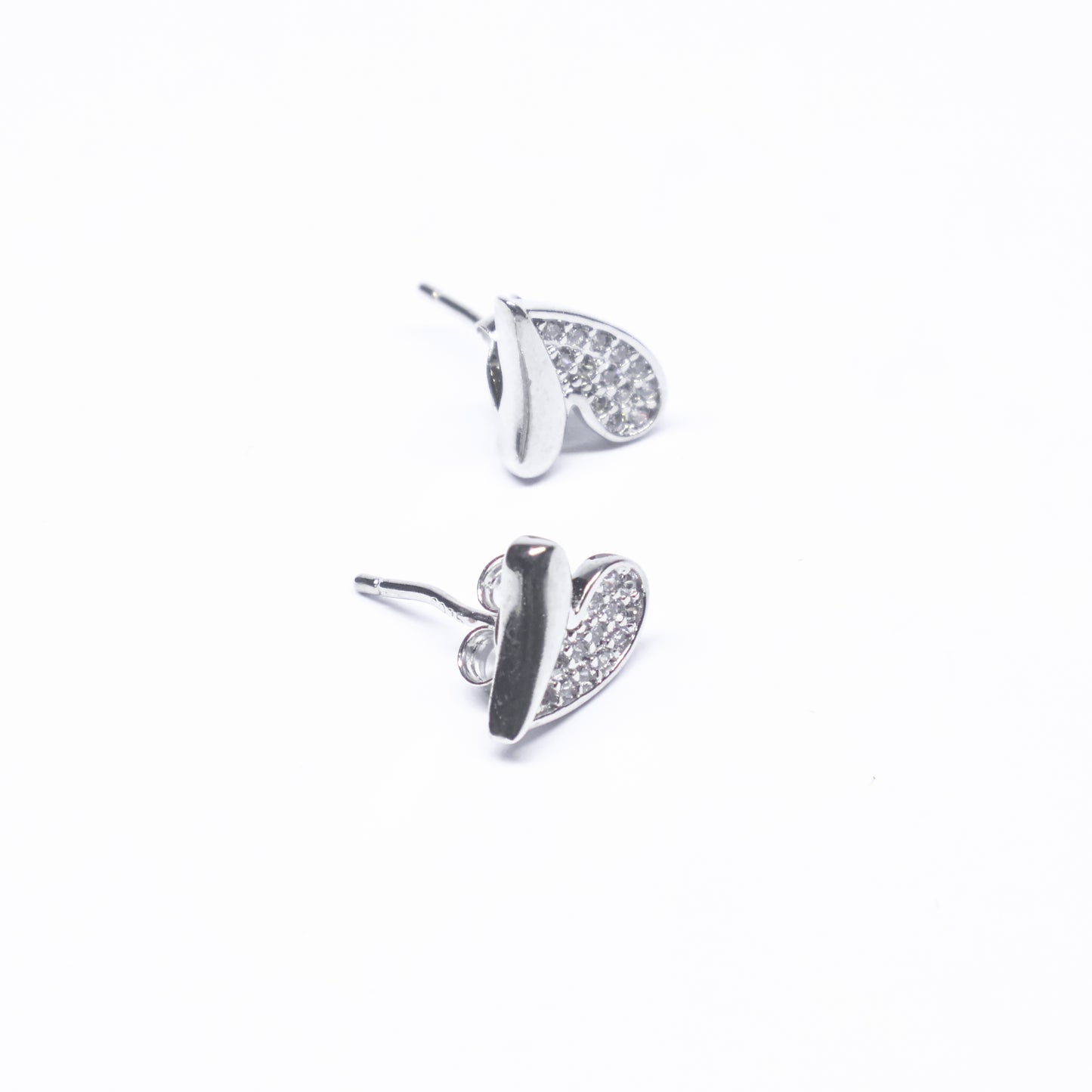 HEART SILVER STUDS