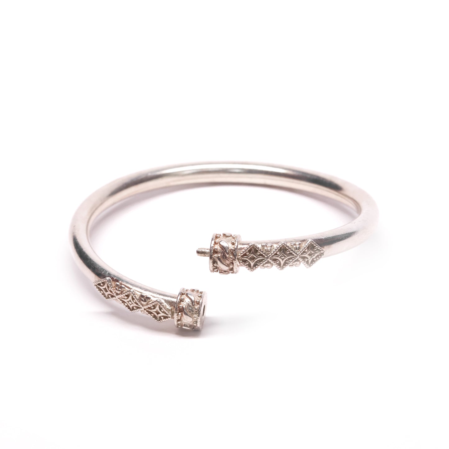 INDIAN SILVER MEN KADA BRACELET