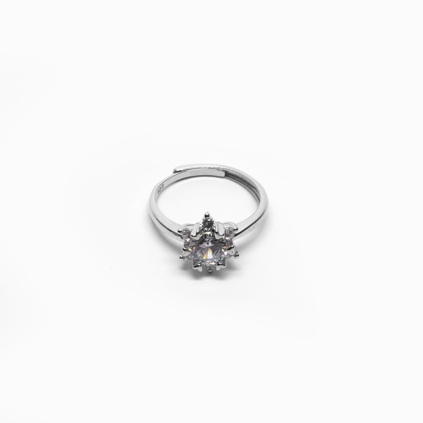ROZELE STAR SILVER RING